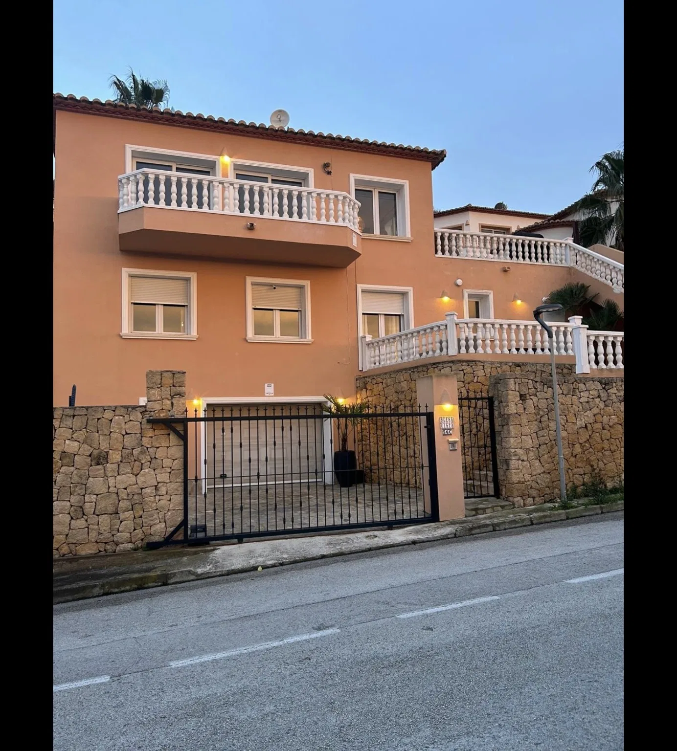 Villa — situatie vóór de kleurtransformatie